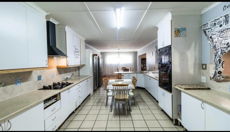 4 Bedroom Property for Sale in King Williams Town Central Eastern Cape